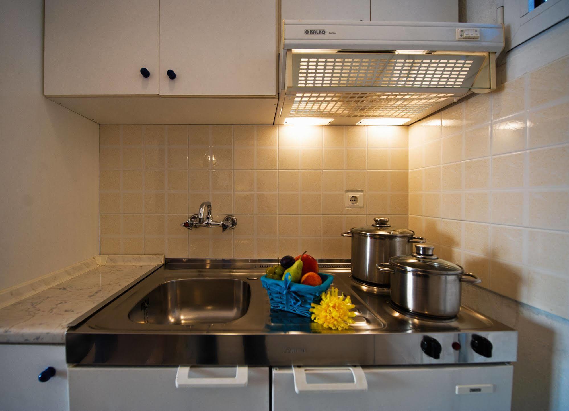 Lazaridis Luxury Studios & Apartments Néa Róda Eksteriør bilde